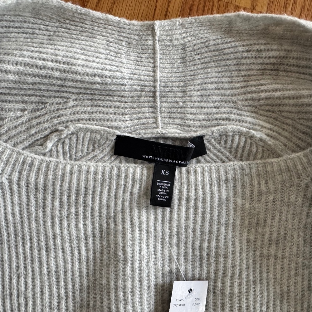 WHBM Ribbed Raglan Fitted Sweater - Picture 2 of 9